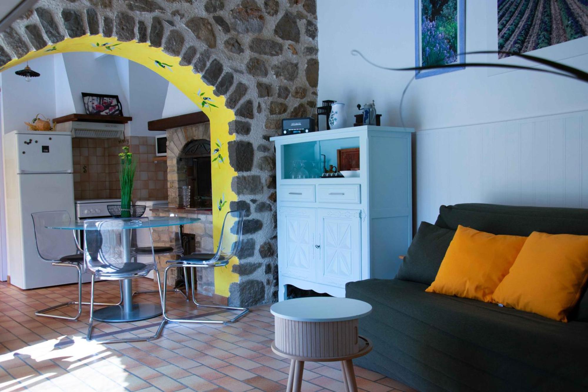 Les Grands Pres Des Baronnies Guest House La Roche-sur-le-Buis Exterior foto