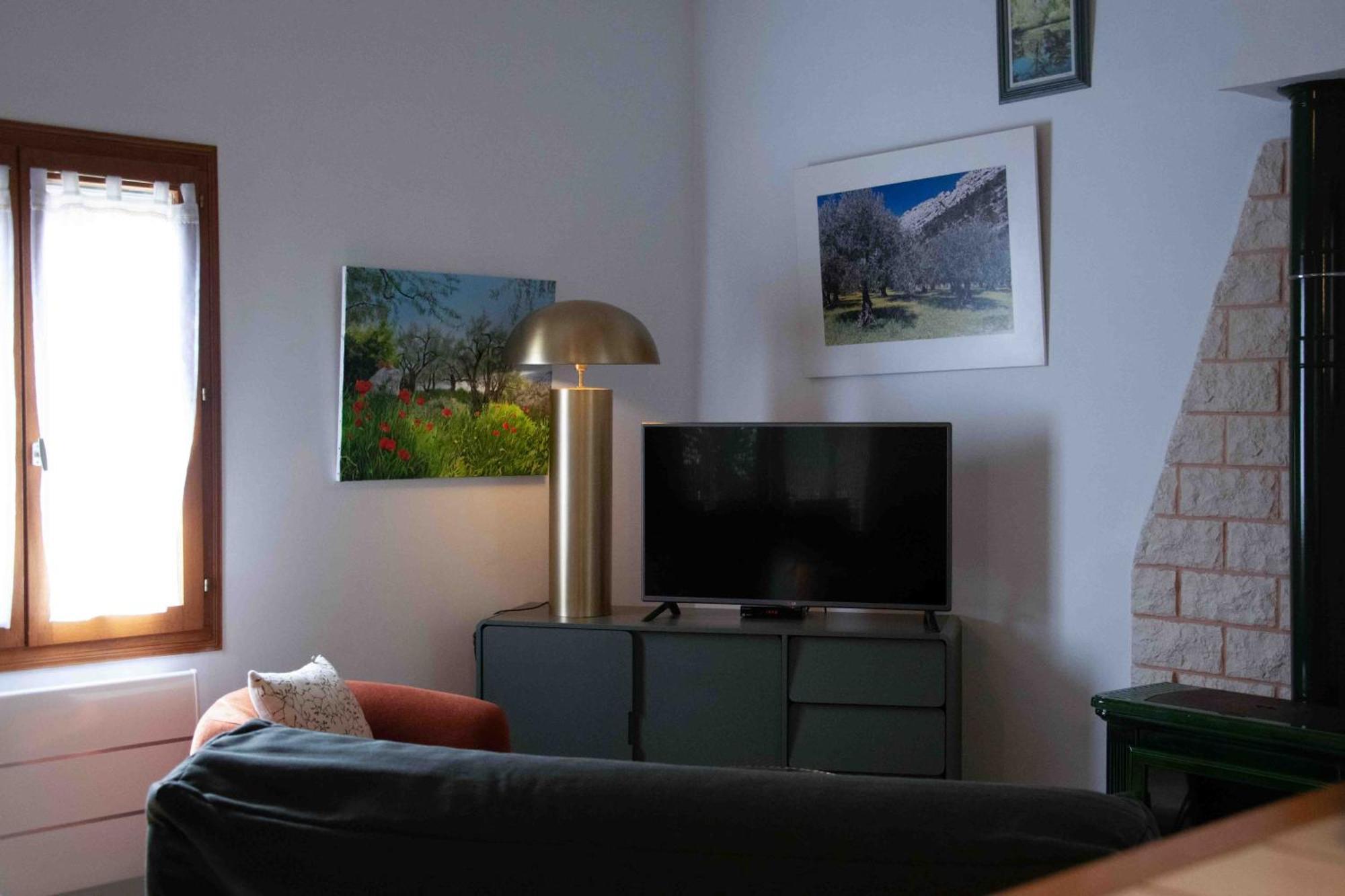 Les Grands Pres Des Baronnies Guest House La Roche-sur-le-Buis Exterior foto