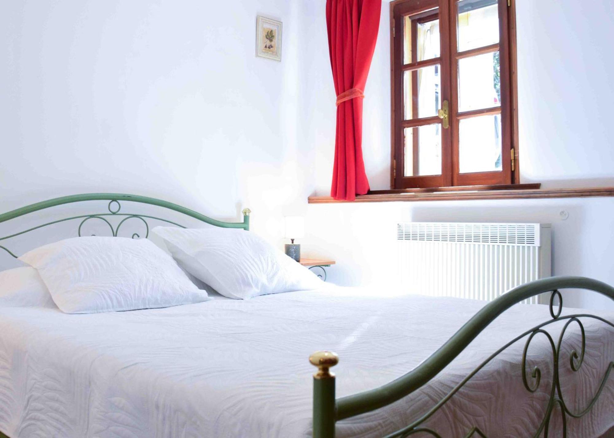 Les Grands Pres Des Baronnies Guest House La Roche-sur-le-Buis Exterior foto