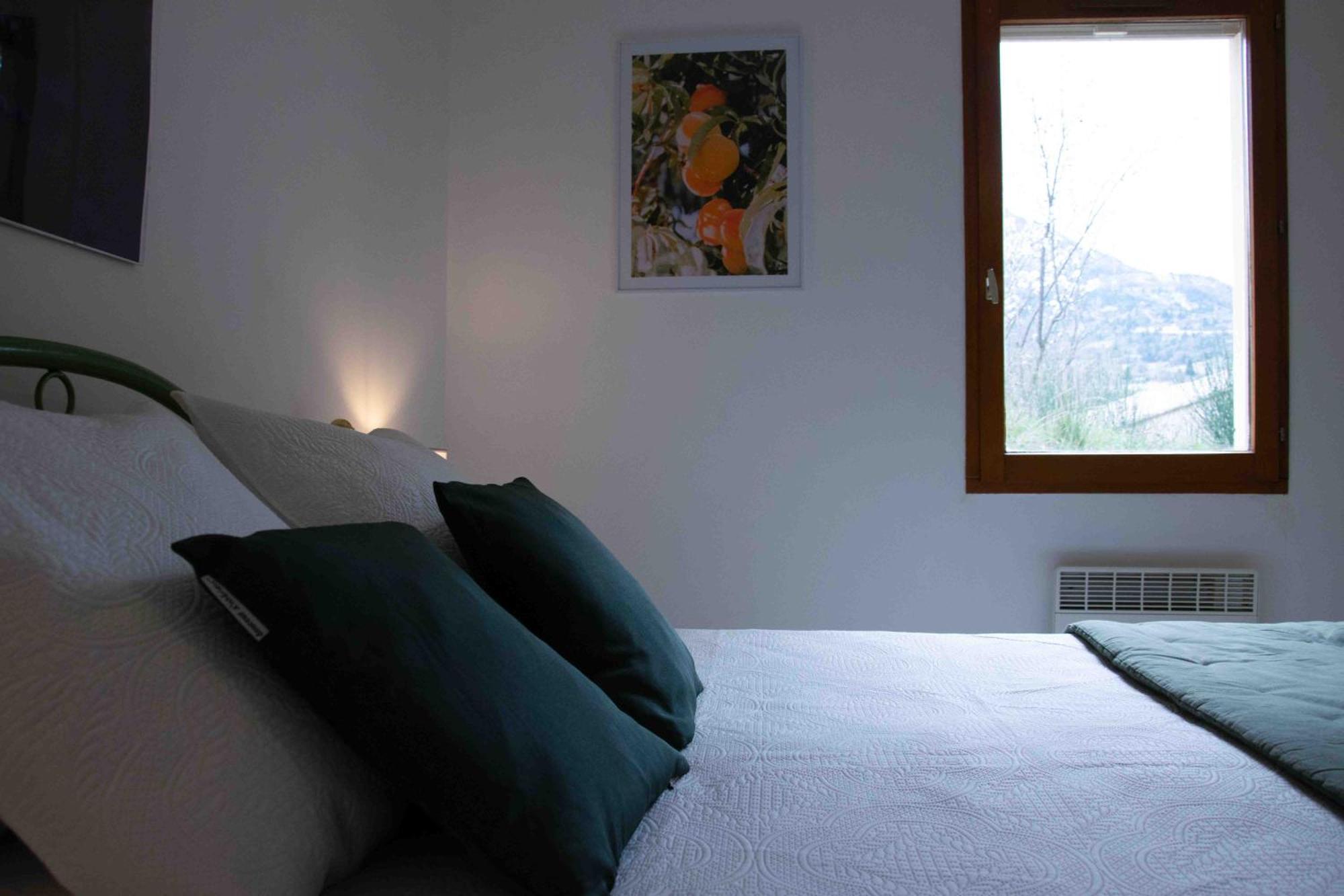 Les Grands Pres Des Baronnies Guest House La Roche-sur-le-Buis Exterior foto