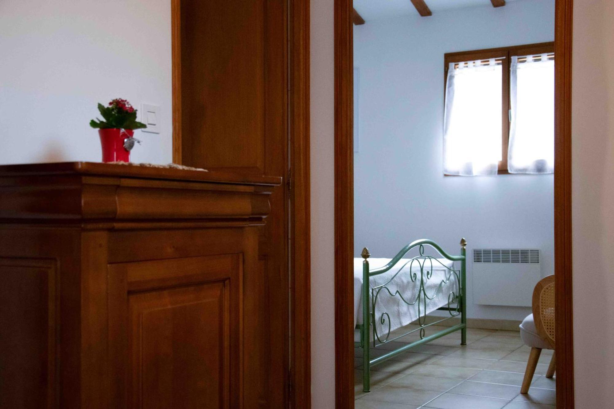 Les Grands Pres Des Baronnies Guest House La Roche-sur-le-Buis Exterior foto